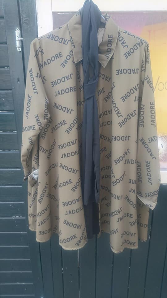 Blouse J` Adore met sjaal