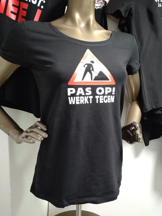 T-shirt pas op werkt tegen