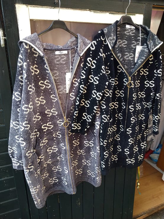 lange vest met capuchon