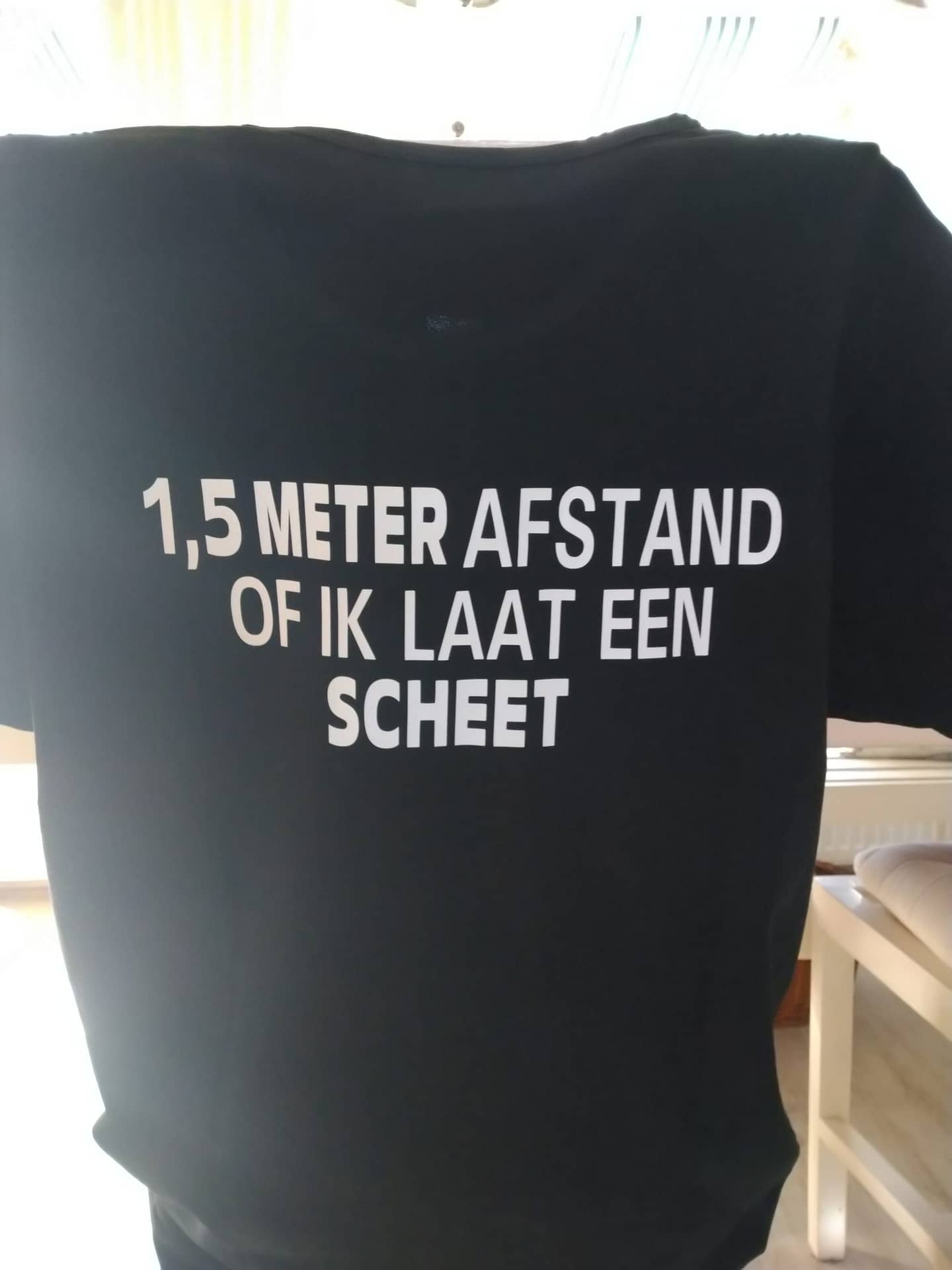 1 5 meter afstand t shirt on sale